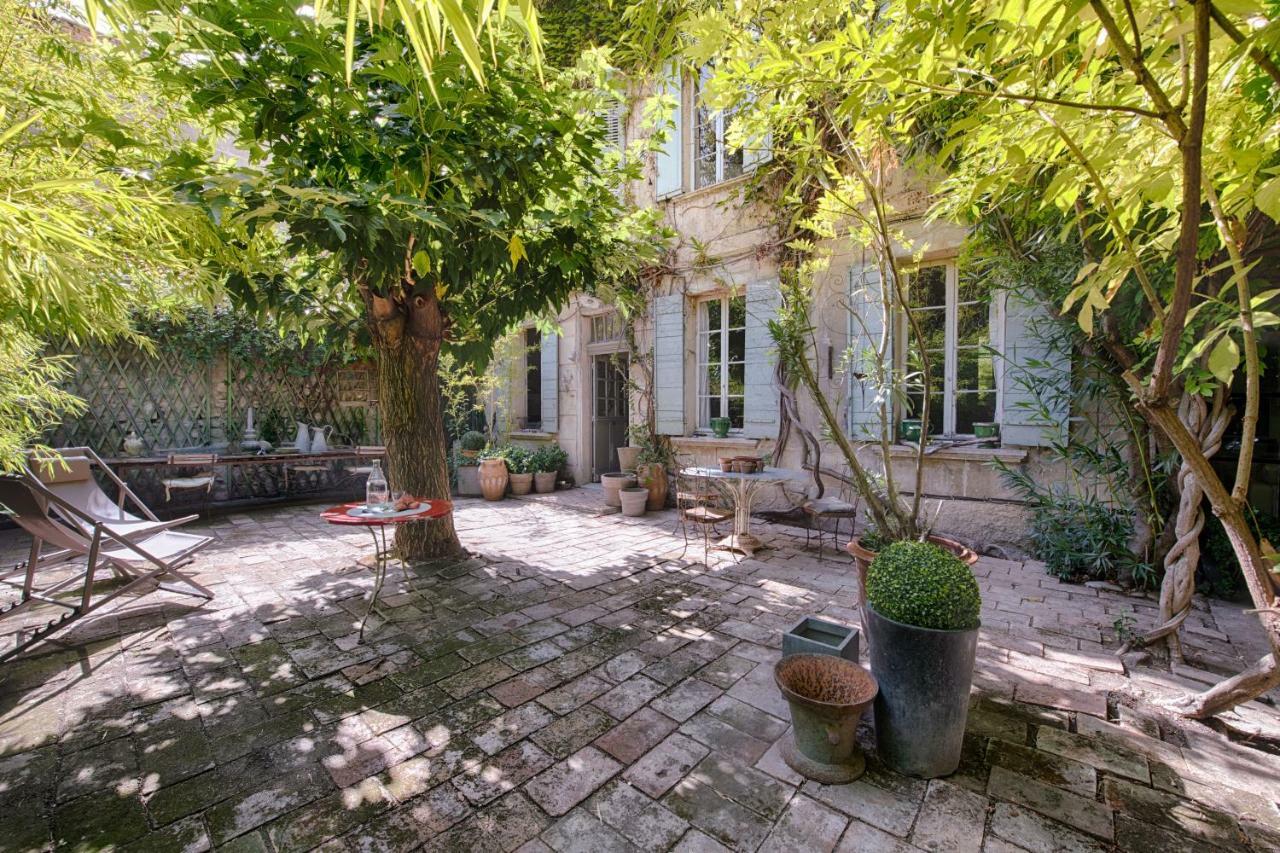 Maison Xixe Et Jardin En Intramuros Avignon Exteriör bild