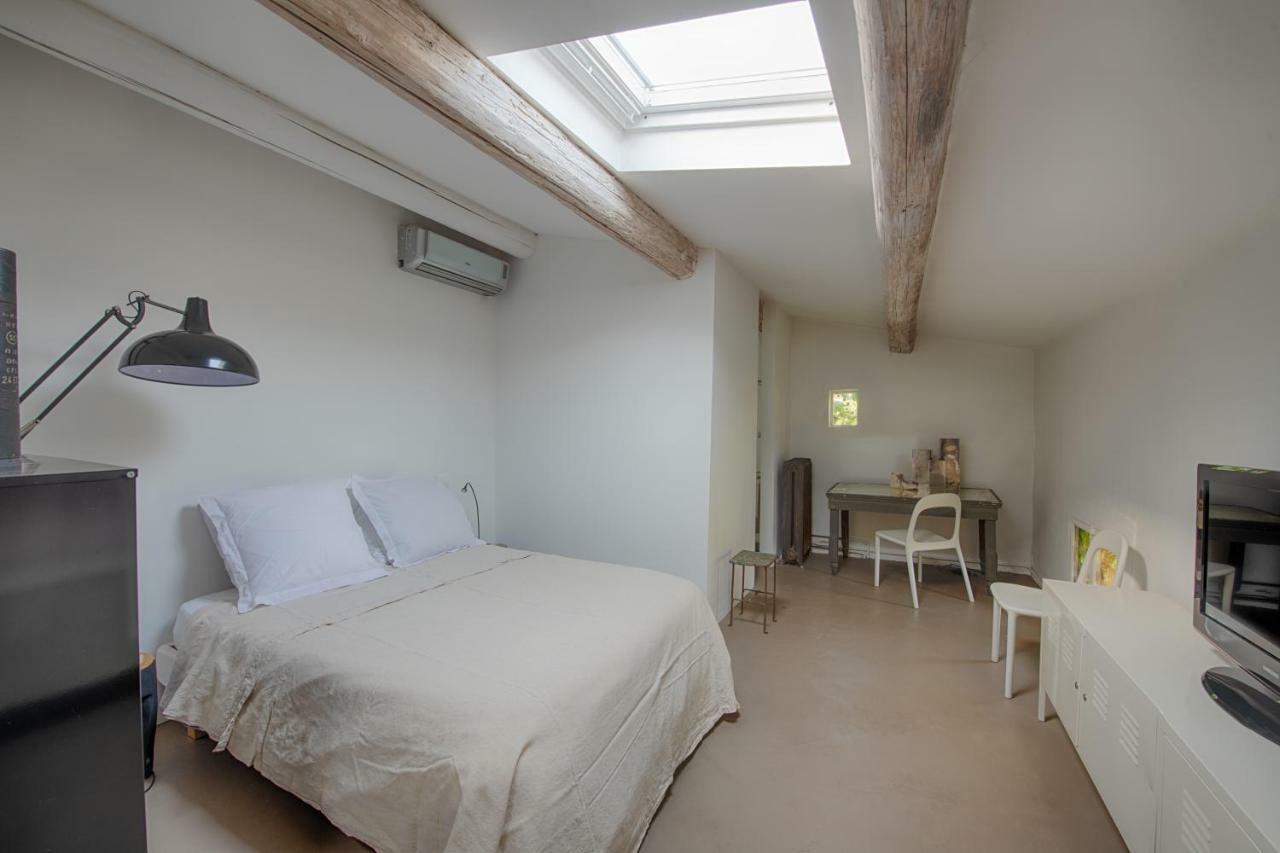 Maison Xixe Et Jardin En Intramuros Avignon Exteriör bild